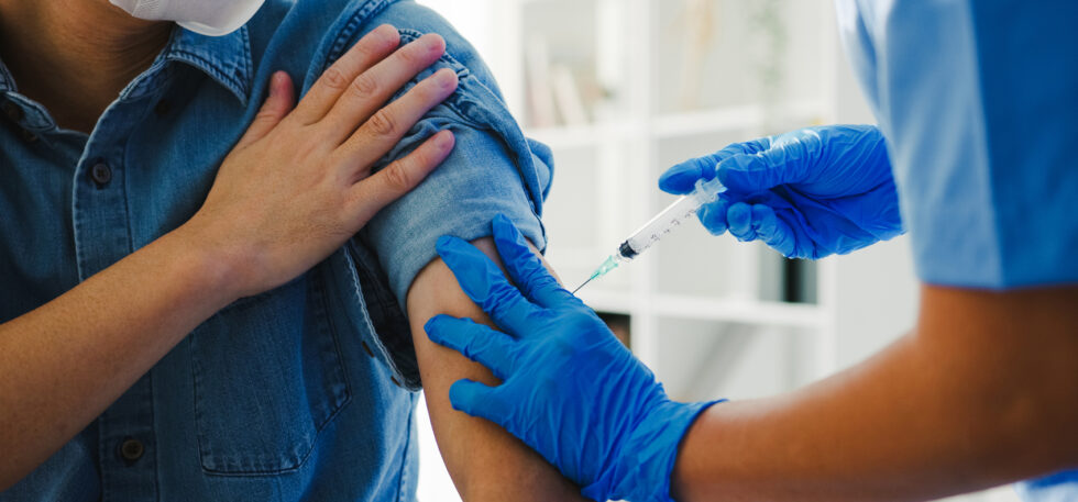Virus, vaccini e malattia